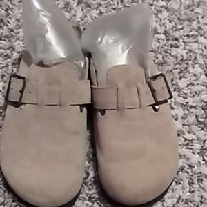 Birkenstock style airwalk size 6.5